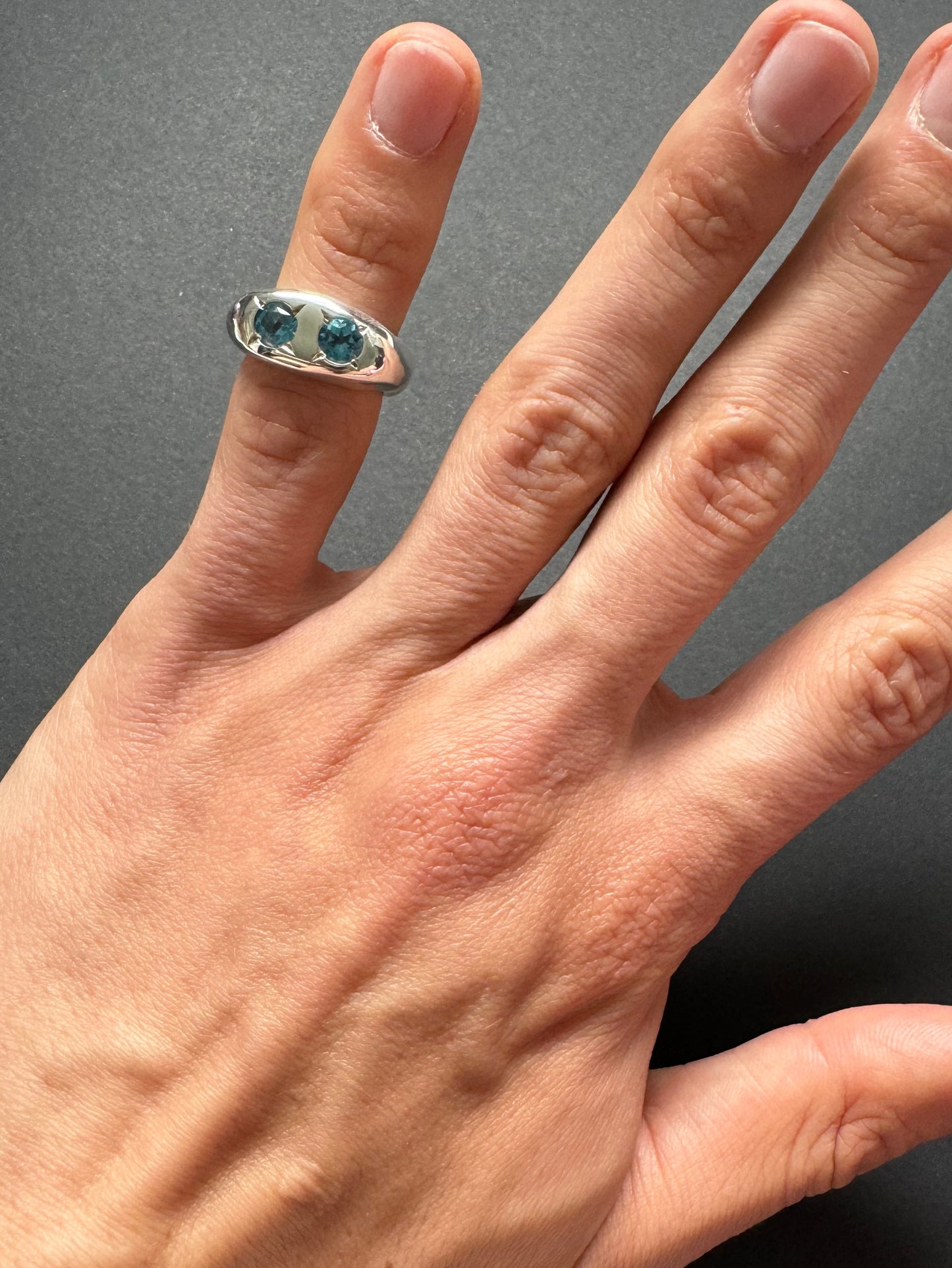 001 RING / Blue Topaz Swiss