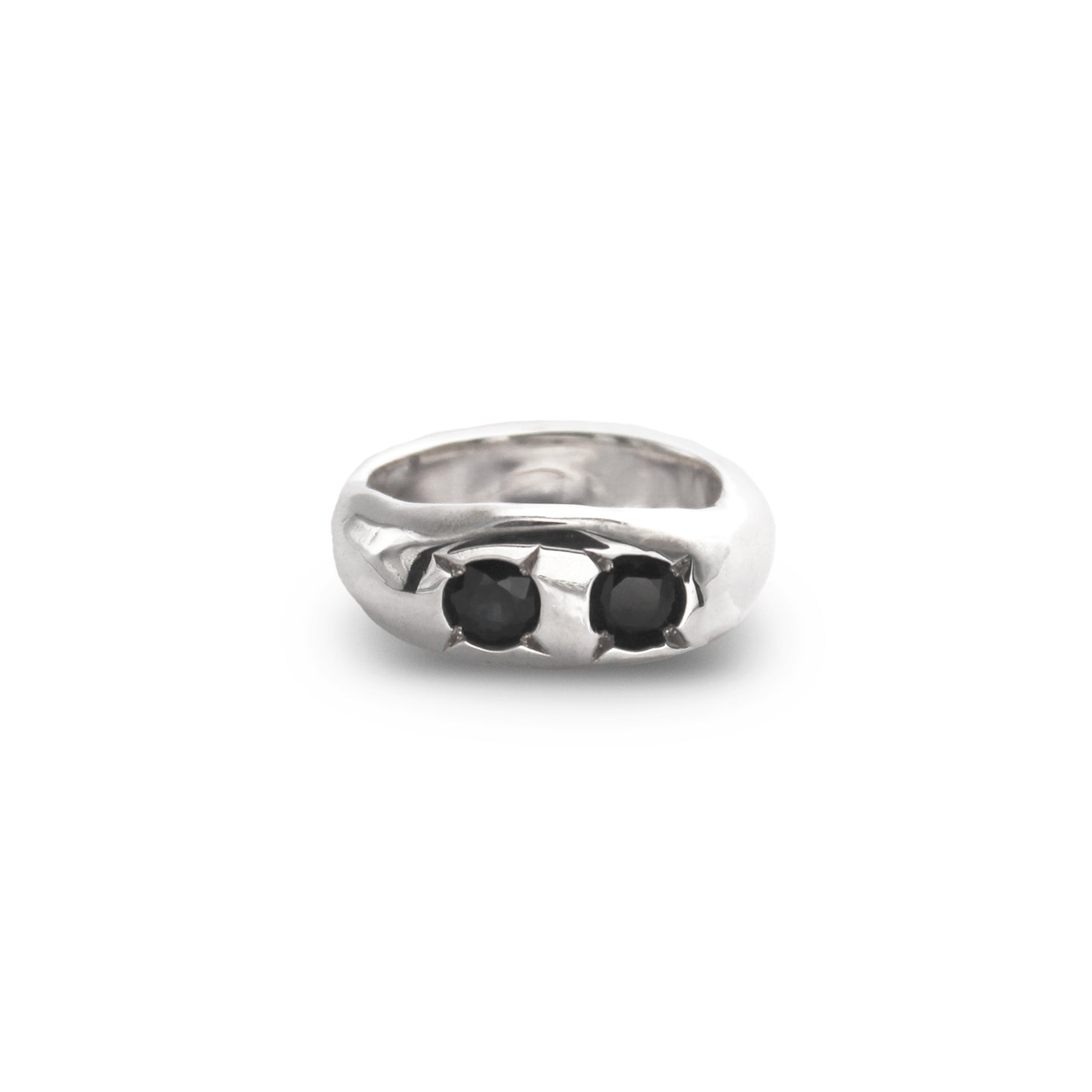001 RING / Black Sapphire